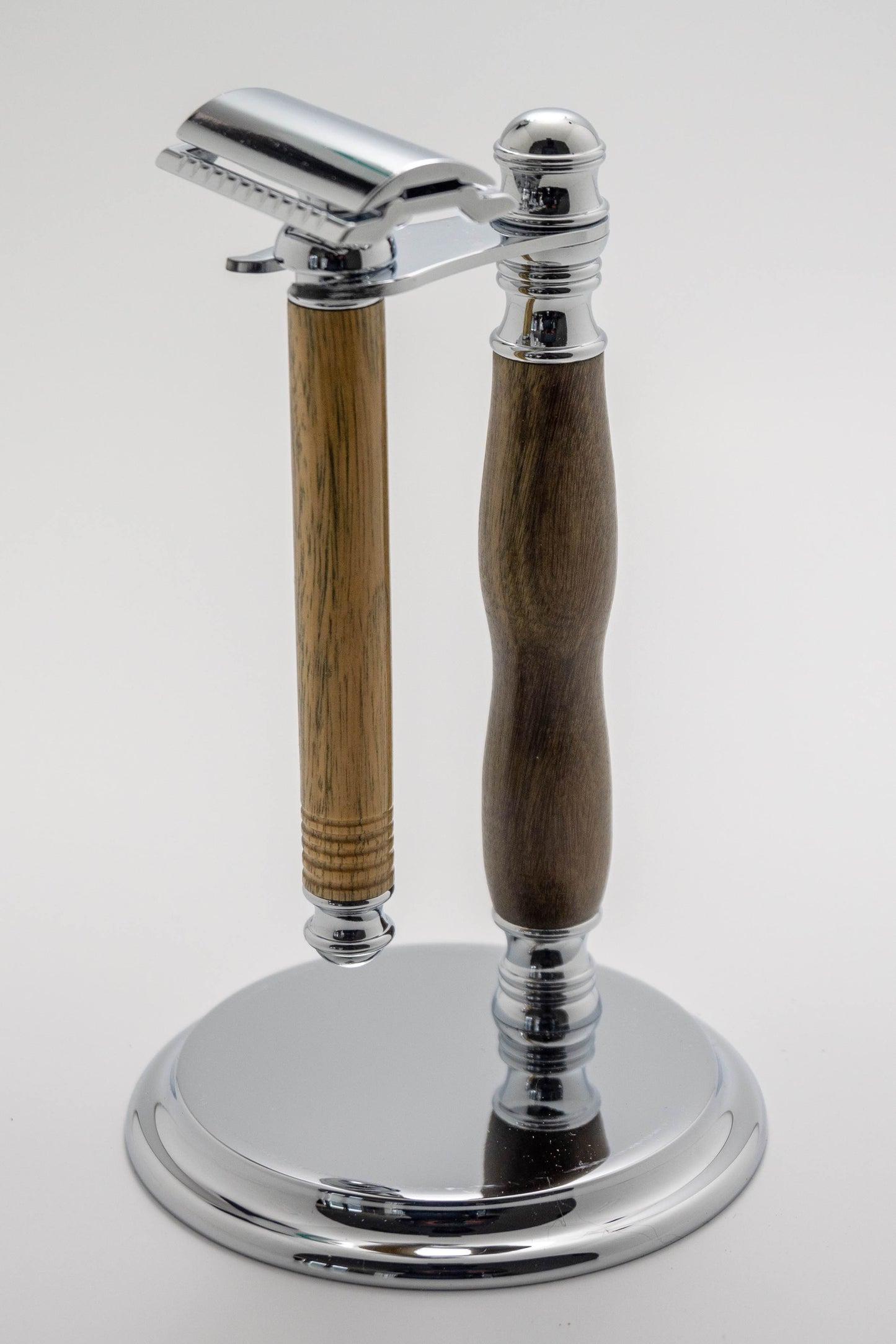 Palo Santo Rosewood with chrome hardware