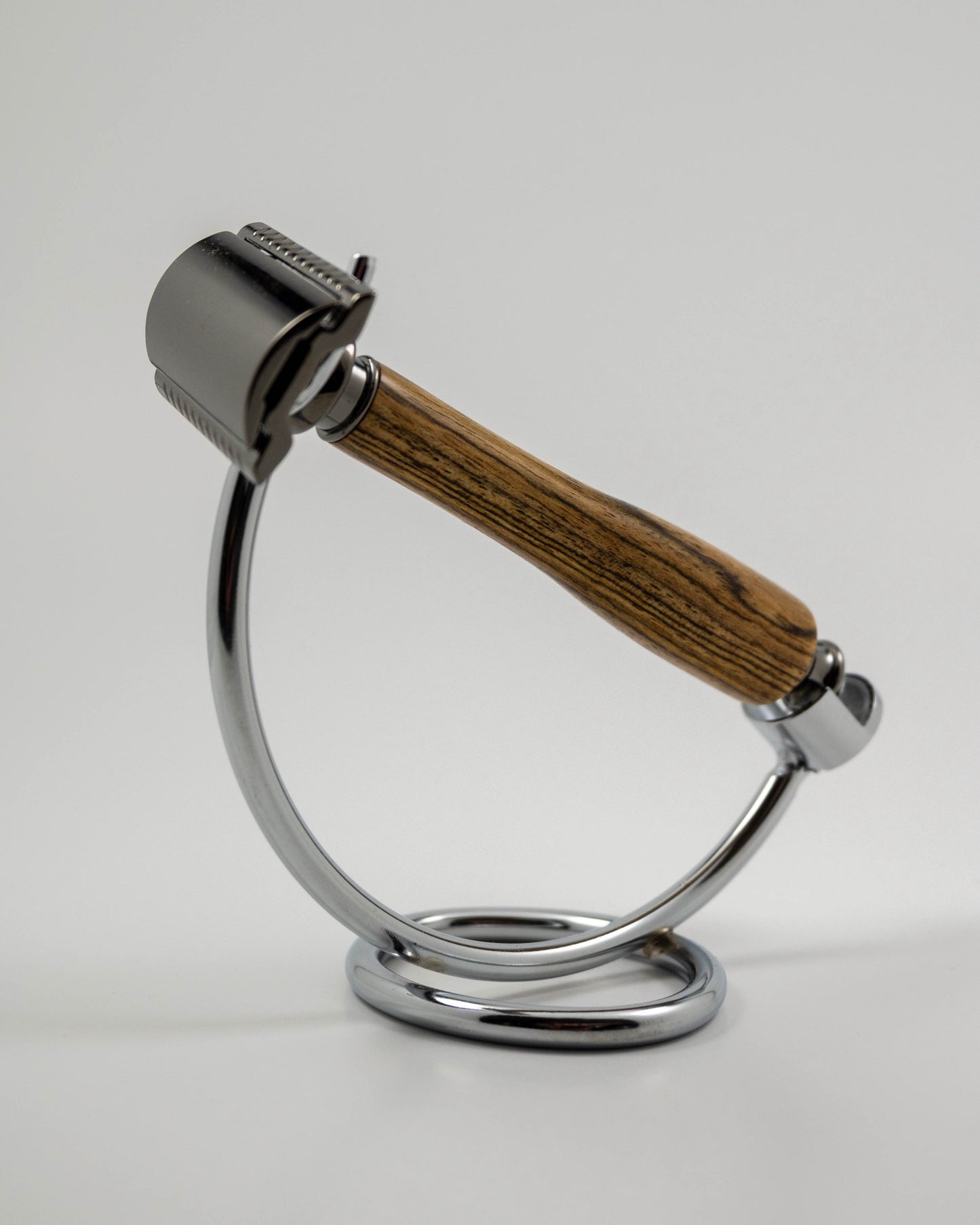 Bocote with Gunmetal Finishes | Safety Razor