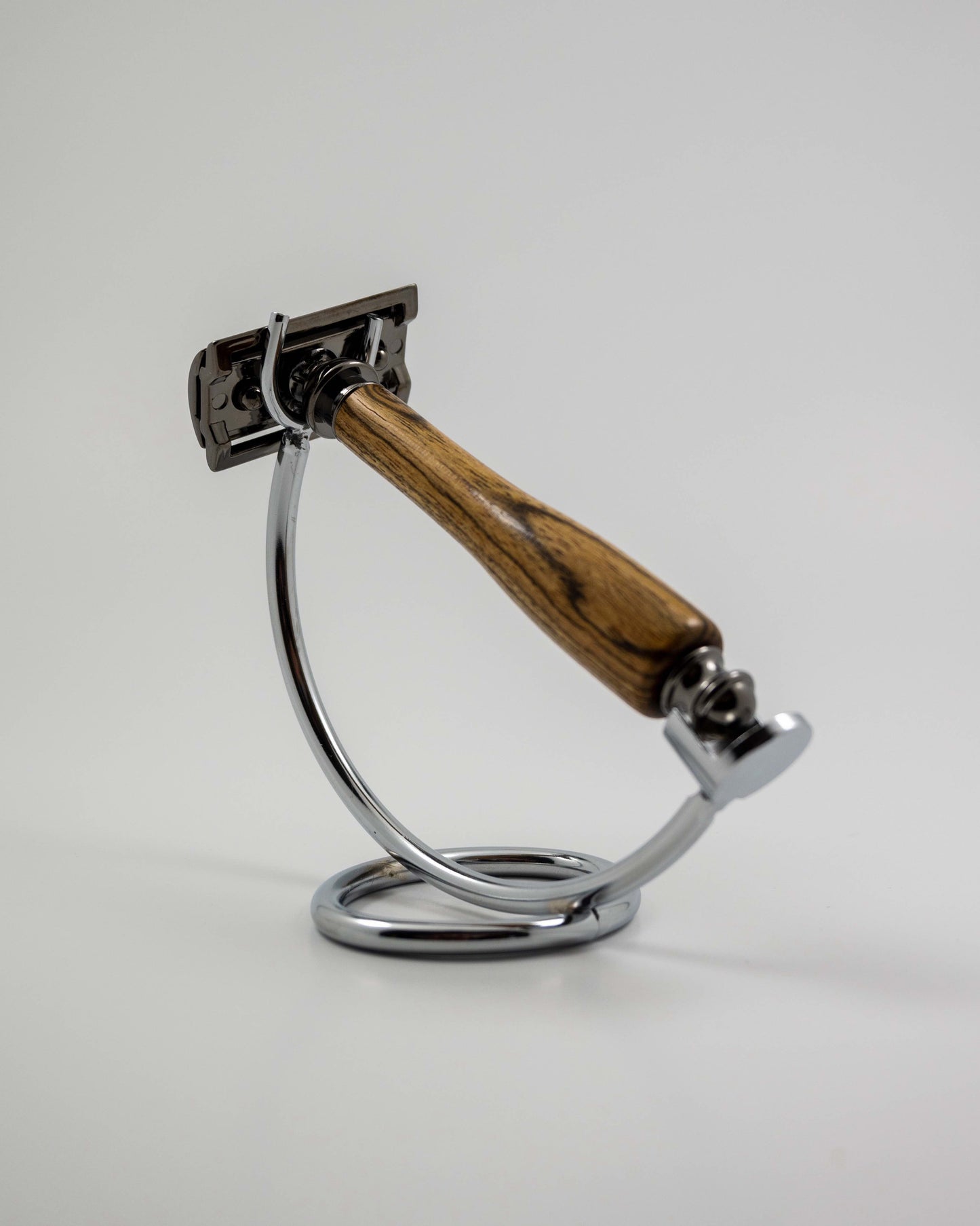 Bocote with Gunmetal Finishes | Safety Razor