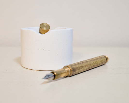 Minimalist Eco-Resin Pen Rest
