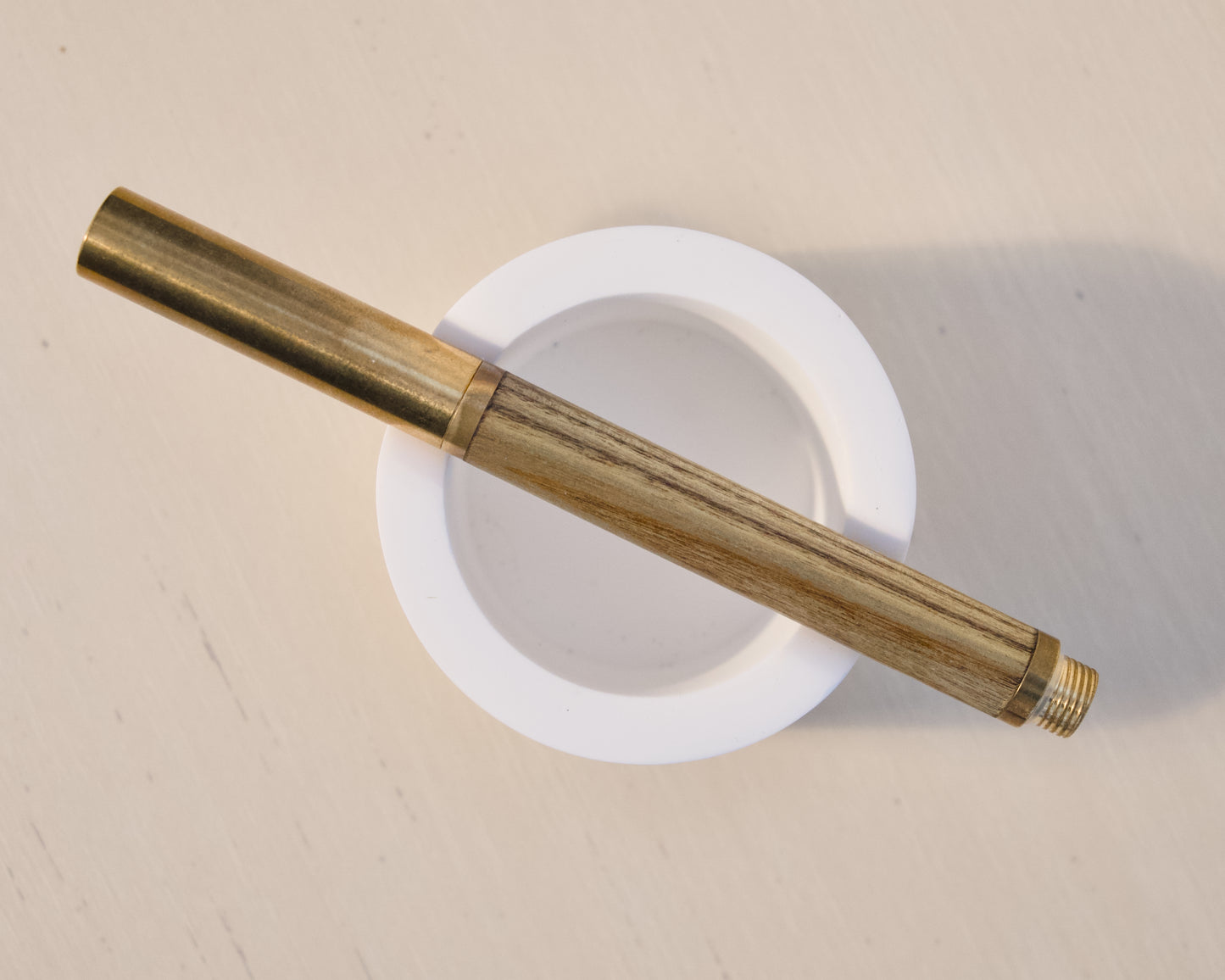 Minimalist Eco-Resin Pen Rest